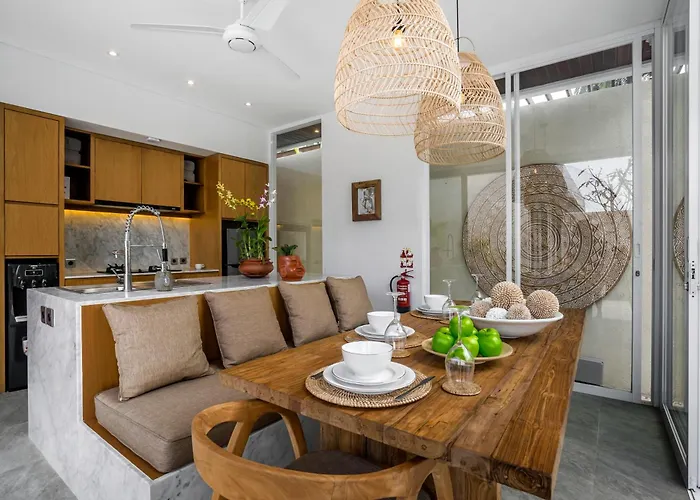 9br Laguna Vertigo Donna By Balisuperhost
